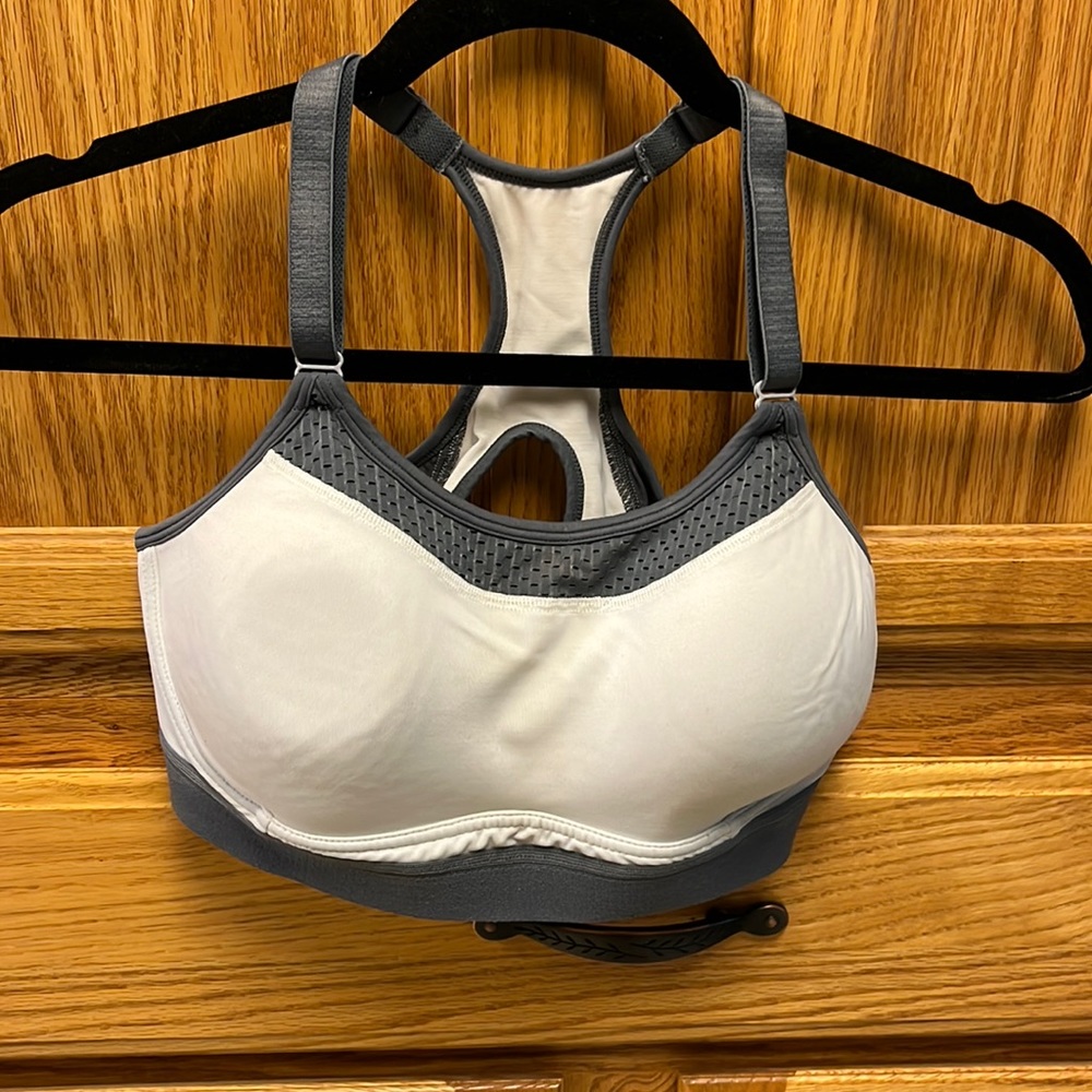 Champion sports bra, high support